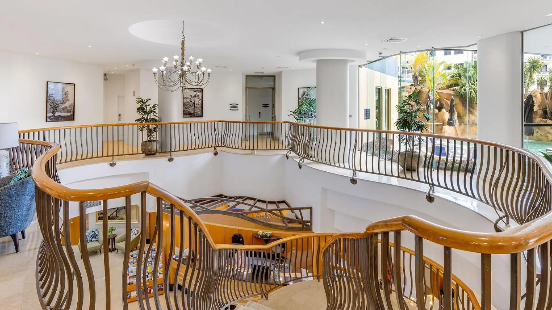 Landmark Resort Renovated Beach Apartment Mooloolaba